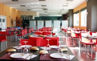 Cafeteria_restaurante_area_ambroz_1-1