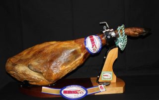 de_compras_jamones_y_embutidos_hervas_1-1