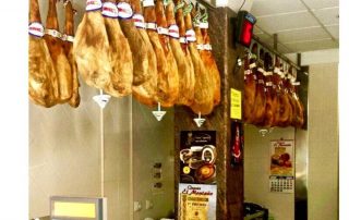 de_compras_jamones_y_embutidos_hervas_2